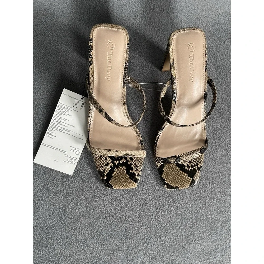 The Drop Avery Sandal/ Heels Snake Pattern Sz7.5 New!‎